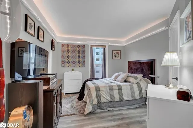 Additional image 13 of 135 James Street South St Unit 612