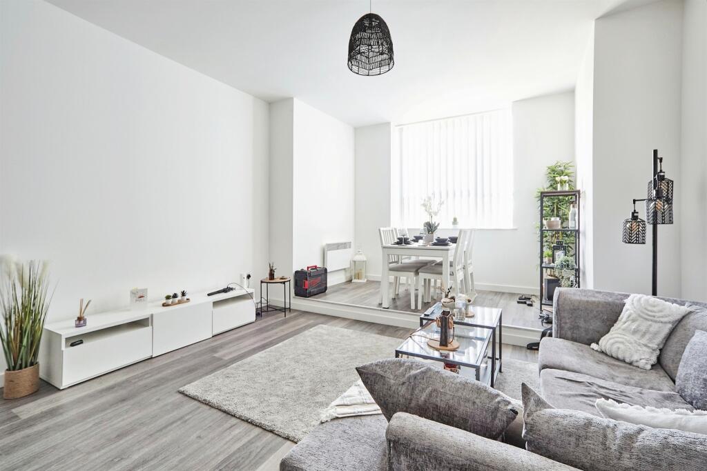 Additional image 17 of Bingley Road, Bradford