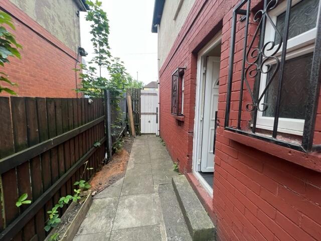 Additional image 2 of Ravenscliffe Avenue, Bradford, West Yorkshire, BD10