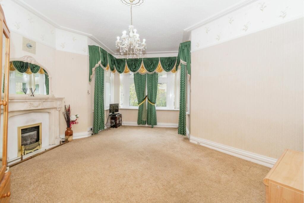 Additional image 13 of Park Grove, Bradford, BD9