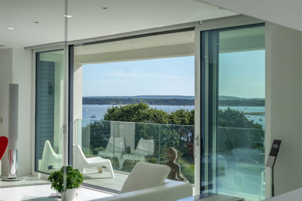 Additional image 4 of Whitecliff Road, Whitecliff