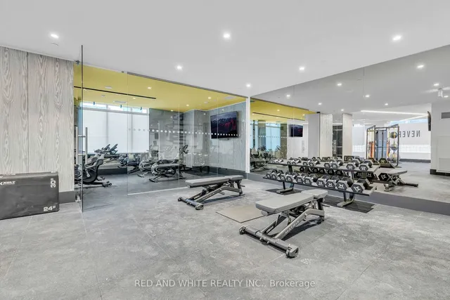 Additional image 29 of 55 KING St Unit 901