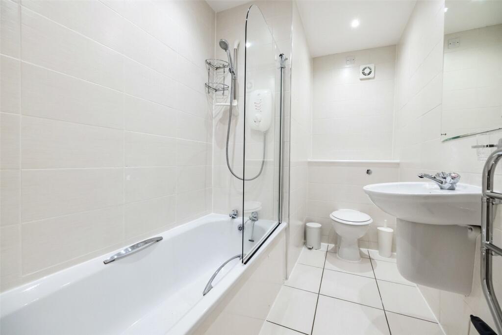 Additional image 8 of Esslemont Avenue, Aberdeen, Aberdeenshire, AB25