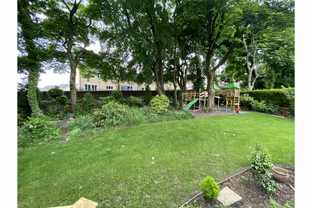 Additional image 6 of Cheriton Drive, Bradford, BD13