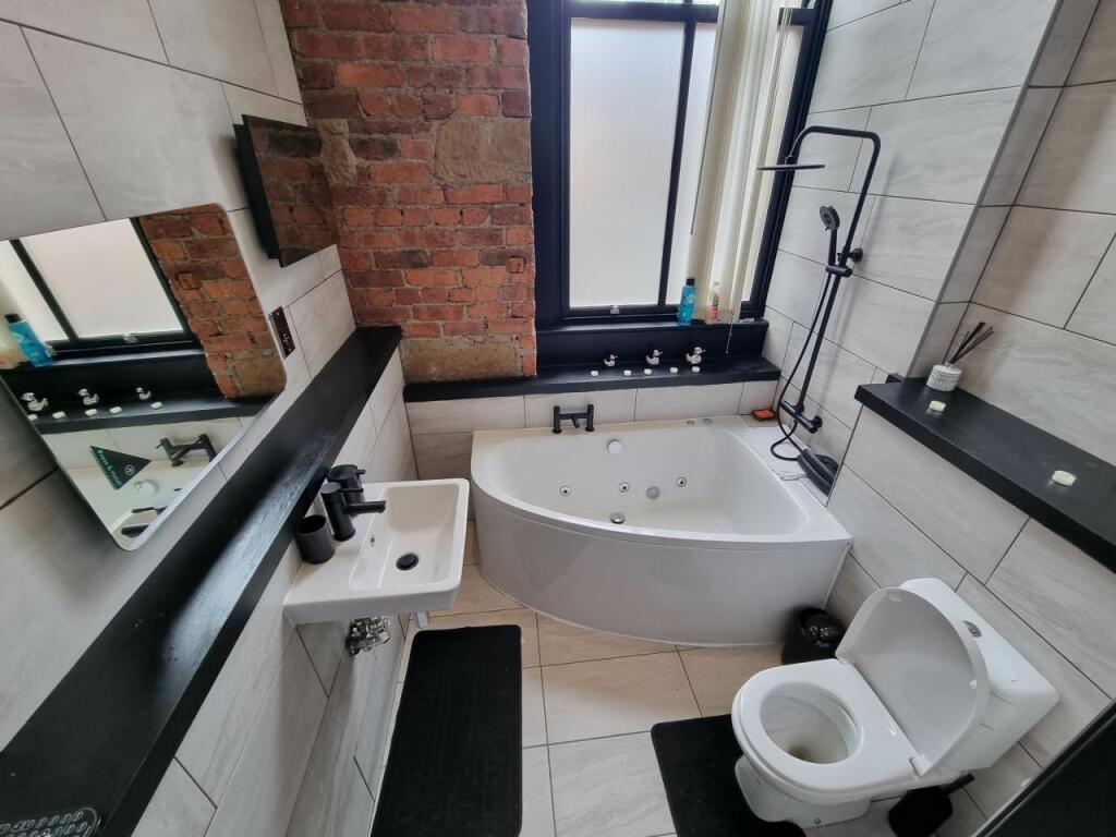 Additional image 10 of Albion House , 4 Hick Street ,