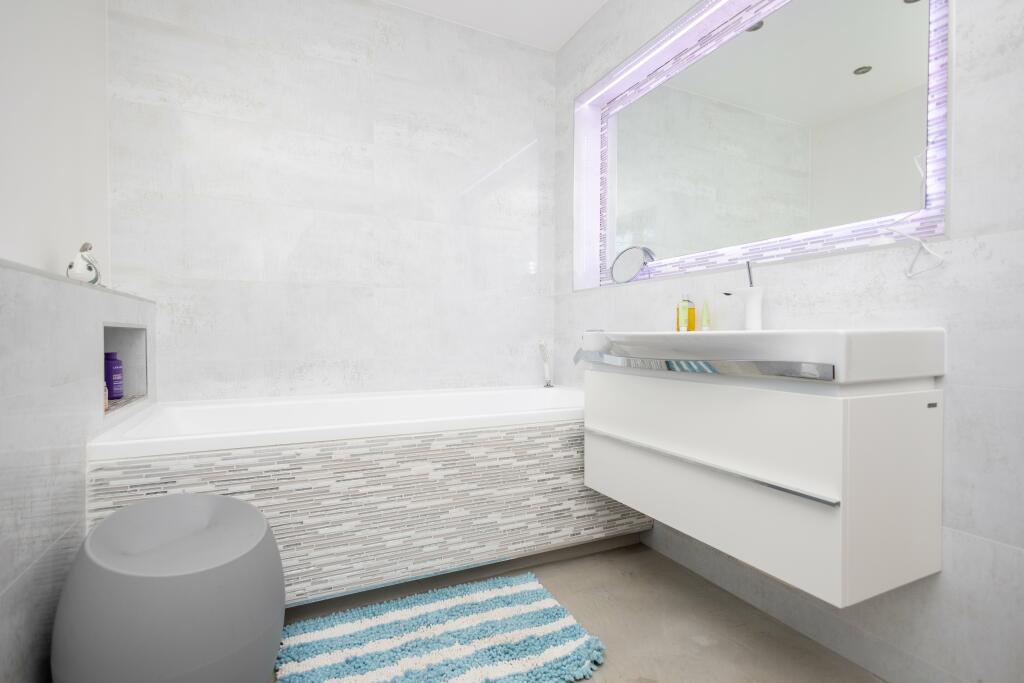 Additional image 28 of Canford Cliffs Avenue, , Bournemouth