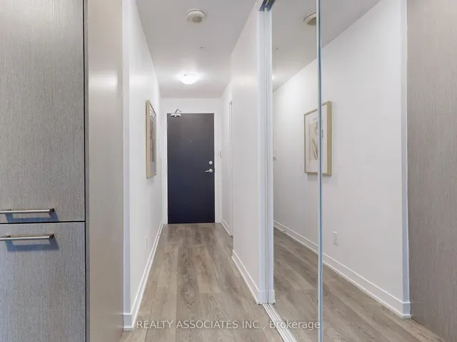 Additional image 16 of 87 Peter St Unit 1712