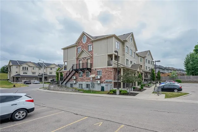 Additional image 35 of 255 Maitland St Unit 2C