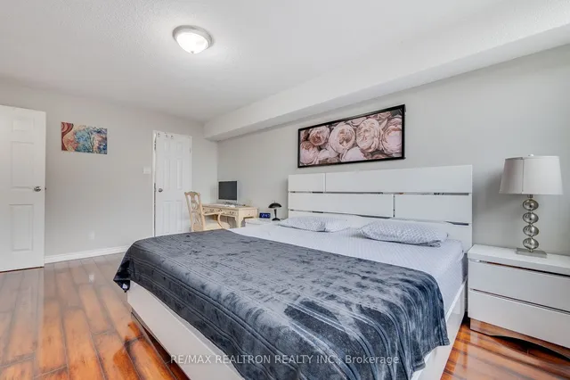 Additional image 22 of 3695 Kaneff Cres Unit 703