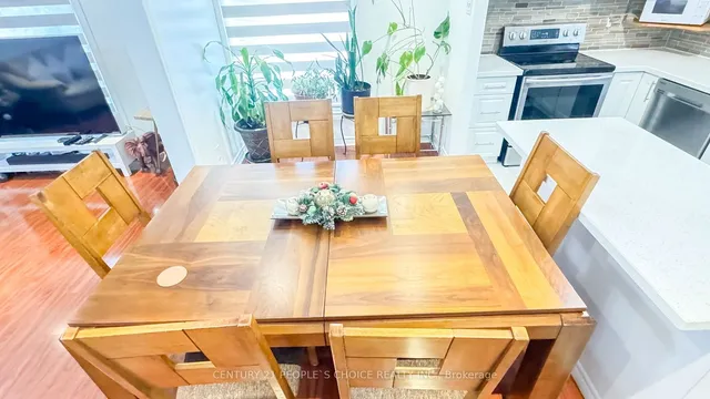 Additional image 10 of 16 Hedley Crt