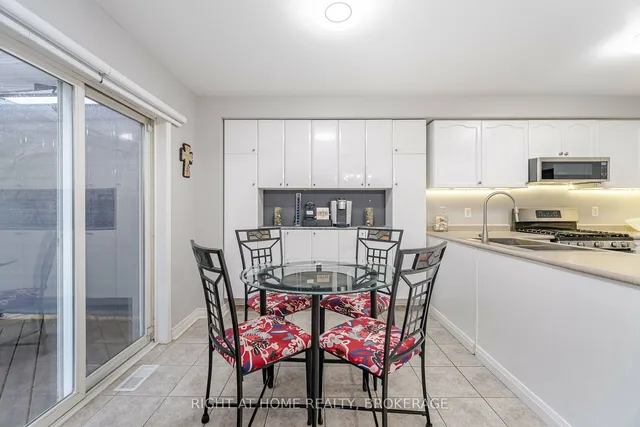 Additional image 13 of 1190 Fox Cres