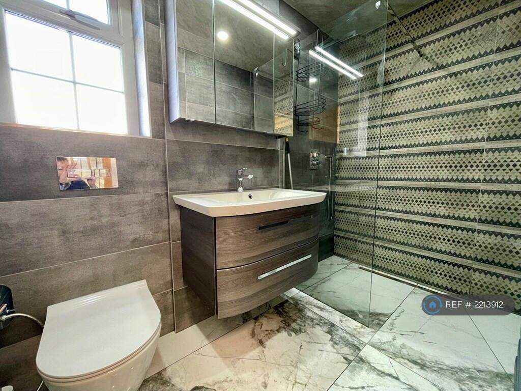 Additional image 9 of Hazel Walk, Bradford, BD9