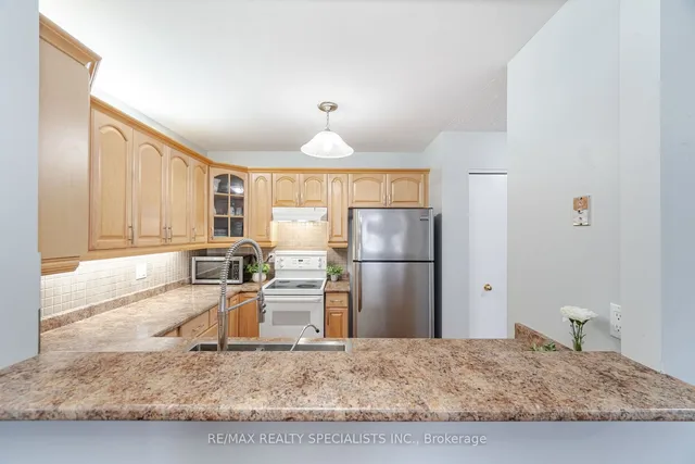 Additional image 7 of 205 Highland Cres Unit 11