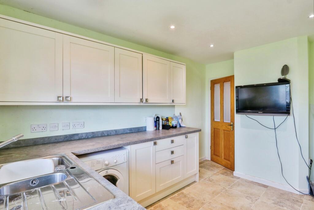 Additional image 4 of Brailswood Road, Poole, BH15