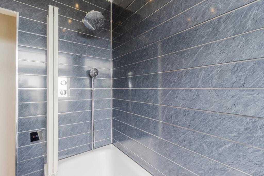 Additional image 13 of Scarlet Heights, Queensbury, Bradford, West Yorkshire, BD13