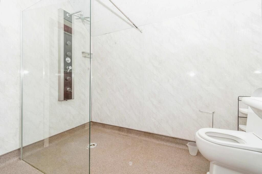 Additional image 19 of Park Grove, Bradford, BD9