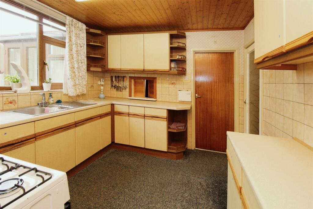 Additional image 7 of St. Pauls Grove, Bradford, BD6 1SU