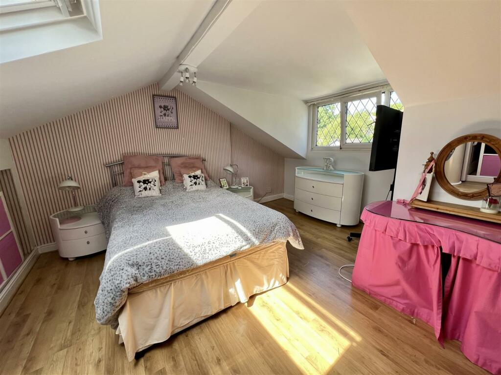 Additional image 22 of Lidget, Oakworth