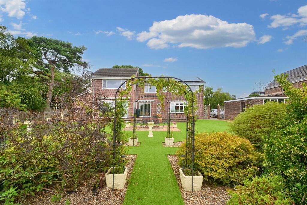 Additional image 27 of Upton