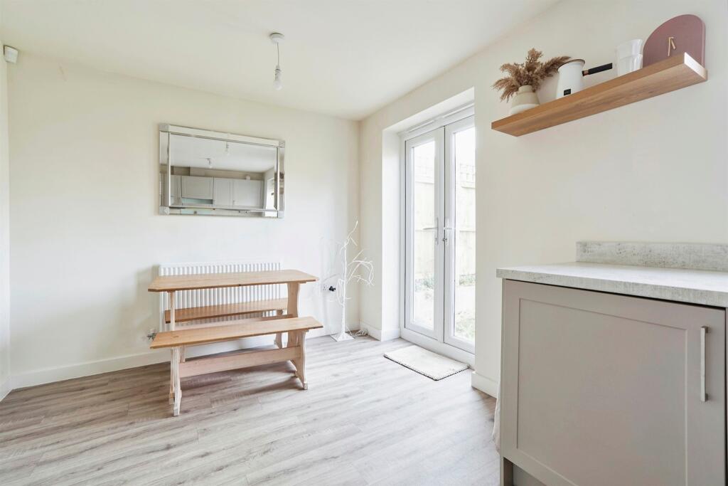 Additional image 7 of Quarry Bank Road, Bradford