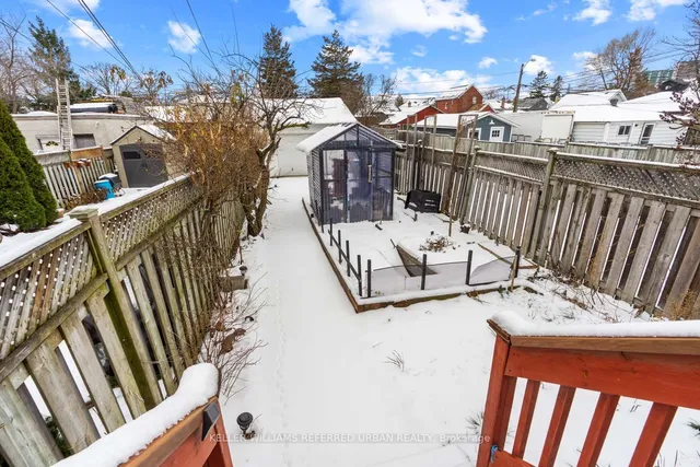 Additional image 33 of 32 Castleton Ave