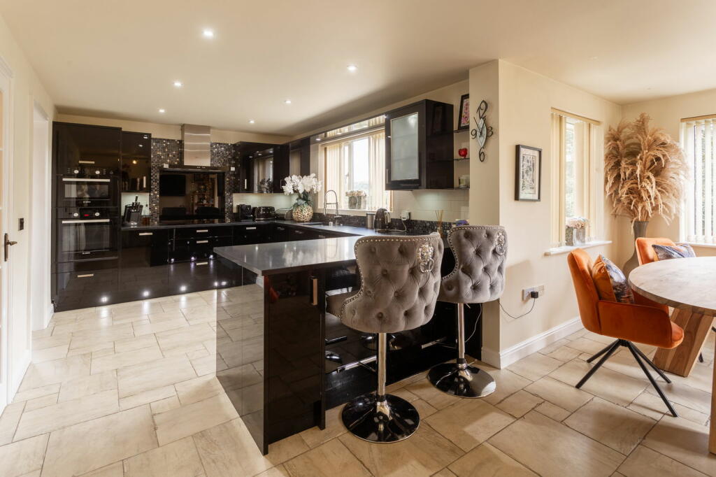 Additional image 2 of Overland Crescent, Bradford, BD10 9TG