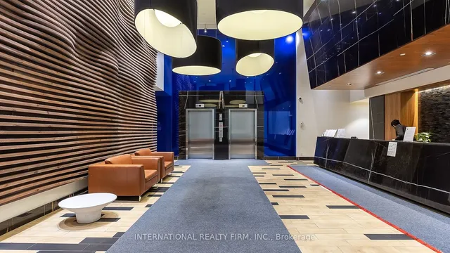 Additional image 3 of 111 Bathurst St Unit 815