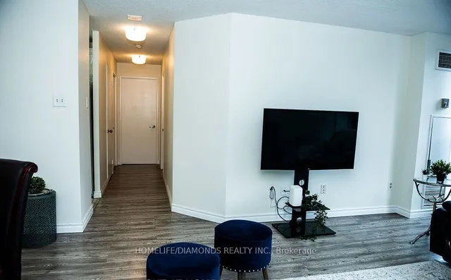 Additional image 9 of 4205 SHIPP Dr Unit 202