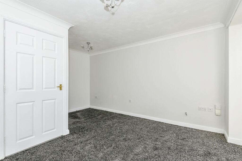 Additional image 7 of Churn Drive, Bradford