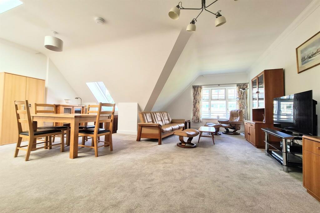 Additional image 4 of Poole Park