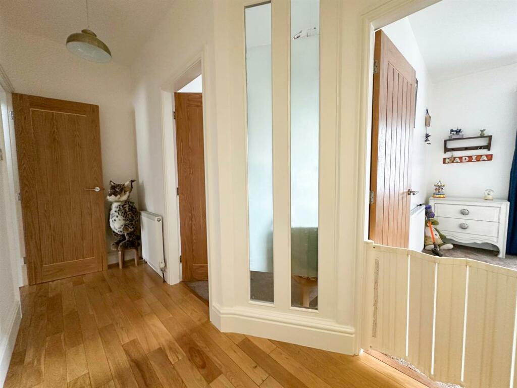 Additional image 21 of Bolton Road, Silsden