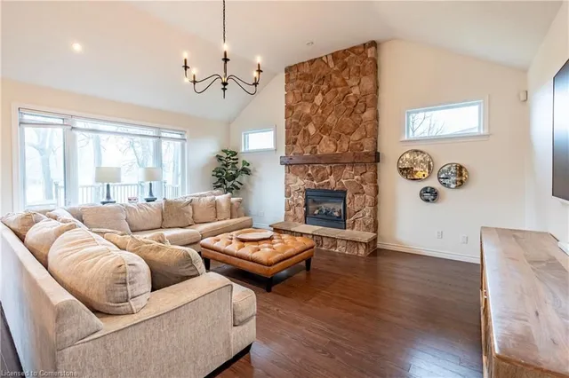 Additional image 13 of 33 Notchwood Crt