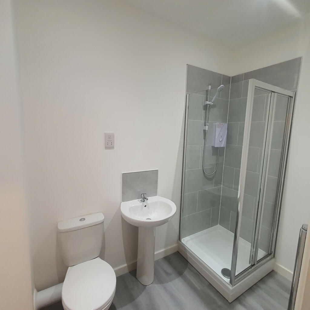 Additional image 9 of The Card House, Bingley Road, Bradford, West Yorkshire, BD9