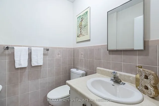 Additional image 18 of 96 Nipissing Cres