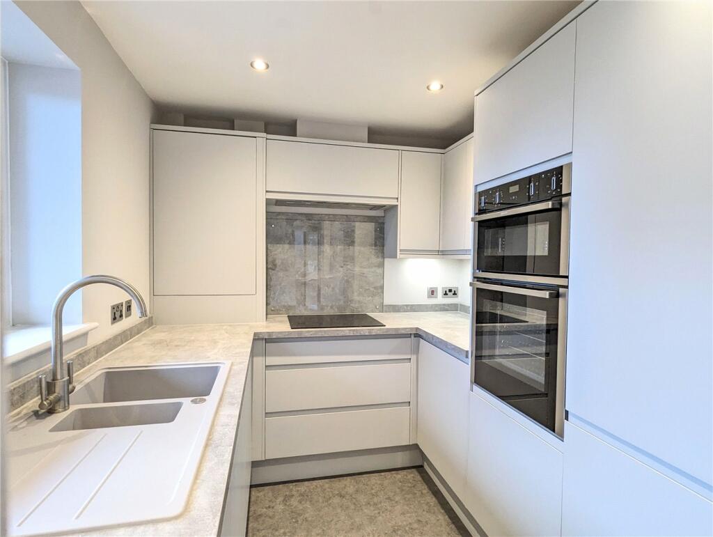 Additional image 3 of Delhi Close, Lower Parkstone, Poole, Dorset, BH14