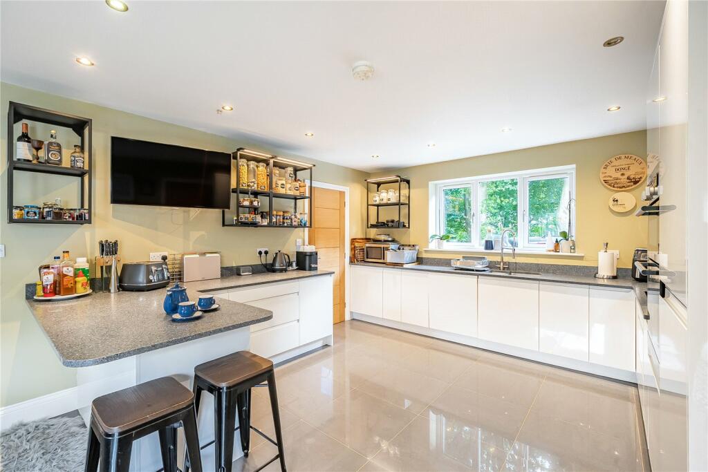 Additional image 12 of The Beeches, Woodlands Park Drive, Apperley Bridge