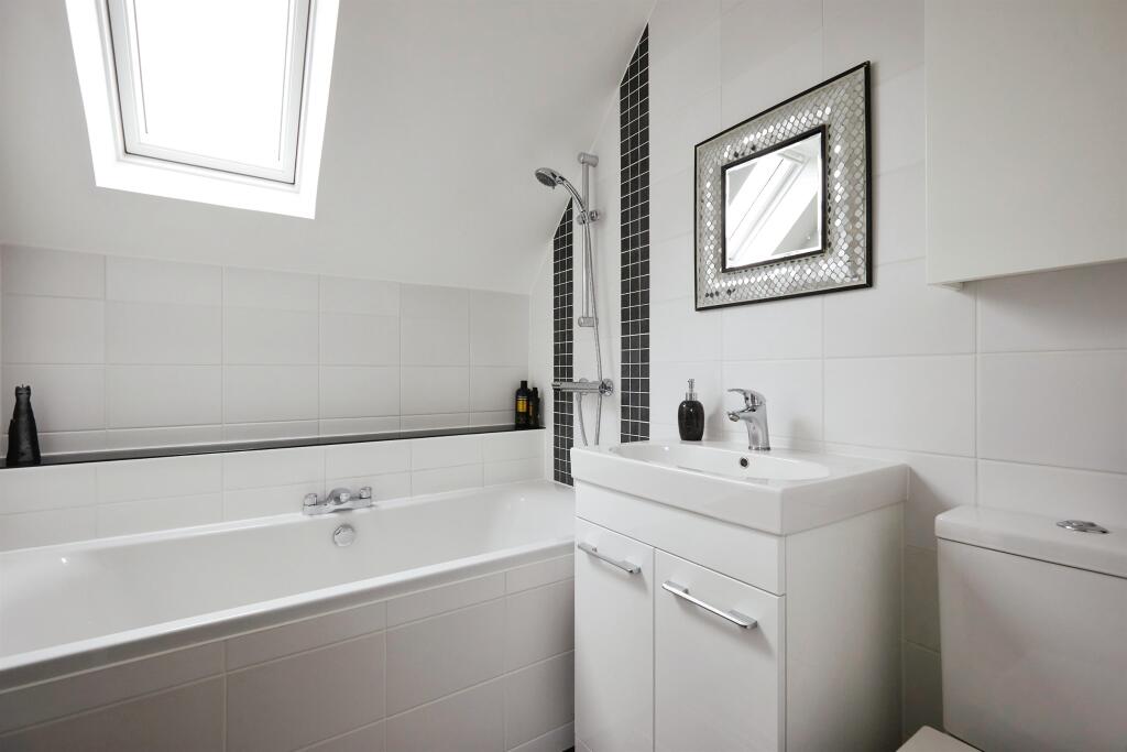 Additional image 17 of Redhill Drive, Bournemouth