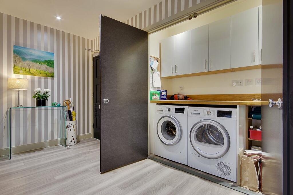 Additional image 21 of 154 Canford Cliffs Road, Canford Cliffs, Poole, BH13