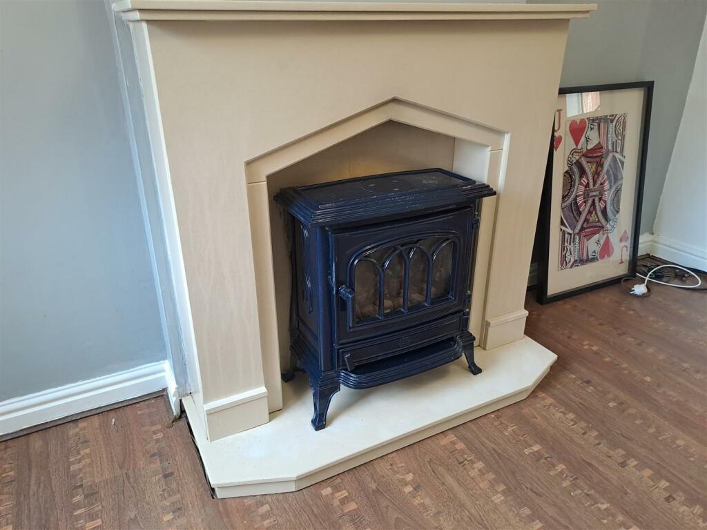 Additional image 3 of 13 Winterley DriveHuncoatAccringtonLancashire