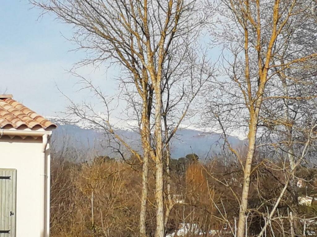 Additional image 2 of Provence-Alpes-Cote d'Azur, Vaucluse, Mormoiron, France