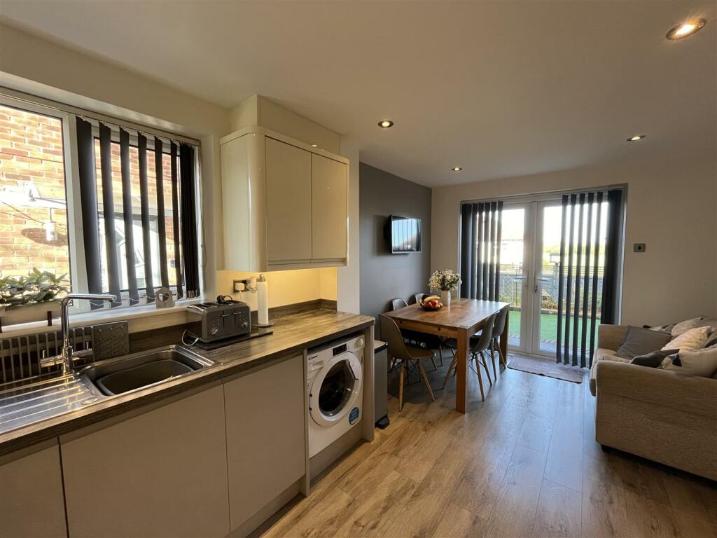 Additional image 9 of Langdale Avenue, Wyke, Bradford