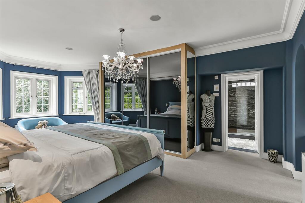 Additional image 12 of Lawrence Drive, Poole