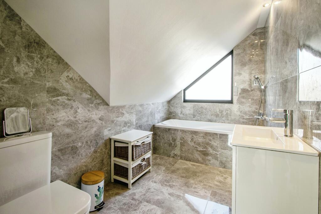 Additional image 11 of Evering Avenue, Poole, BH12