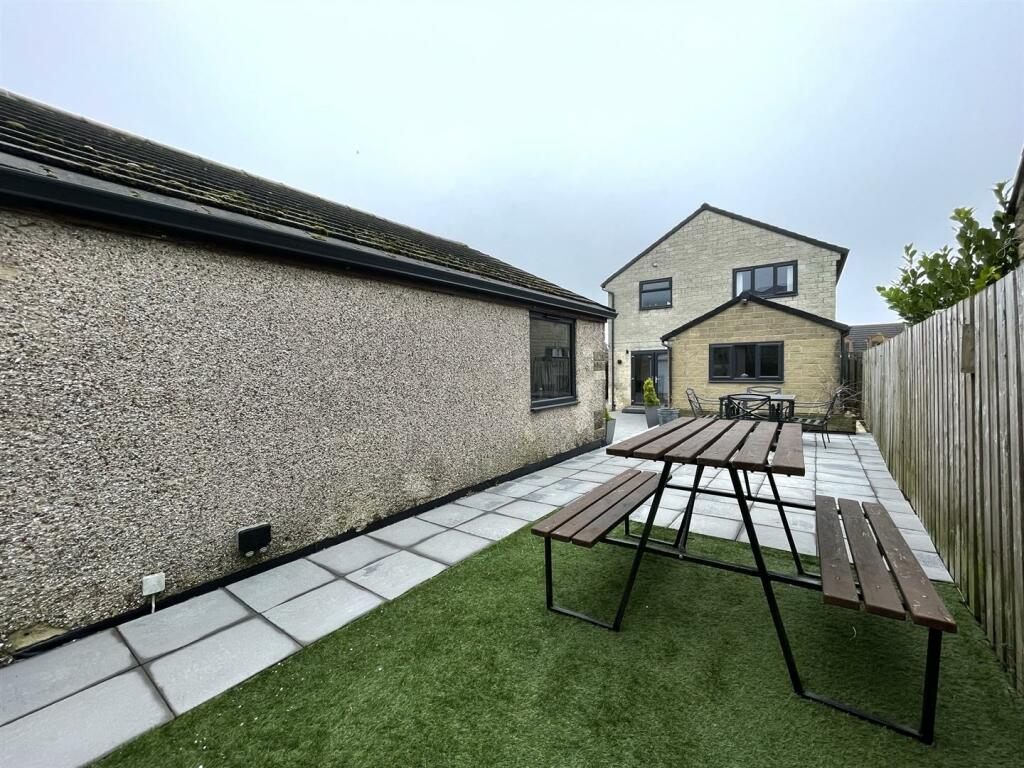 Additional image 19 of Moor Close Road, Queensbury, Bradford