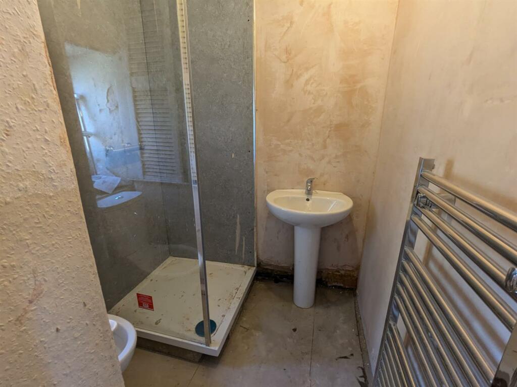 Additional image 43 of 1-11, Laburnum Place Apperley Bridge, Bradford, BD10 0NA