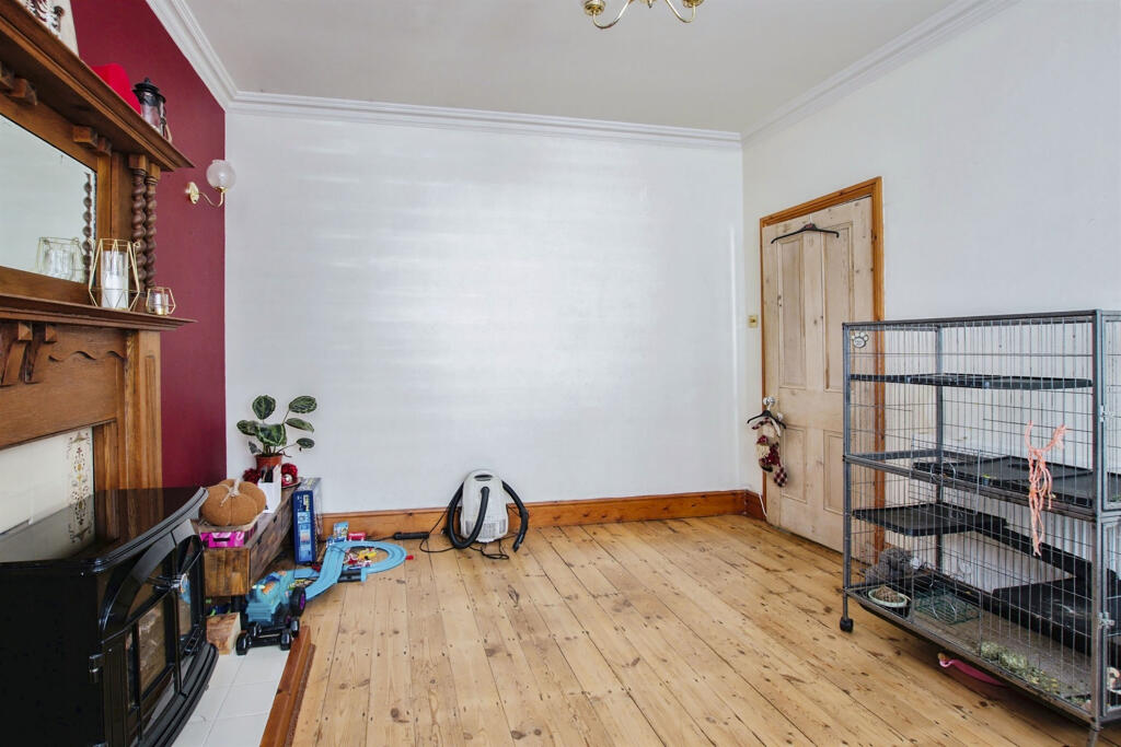 Additional image 15 of Grants Avenue, Bournemouth