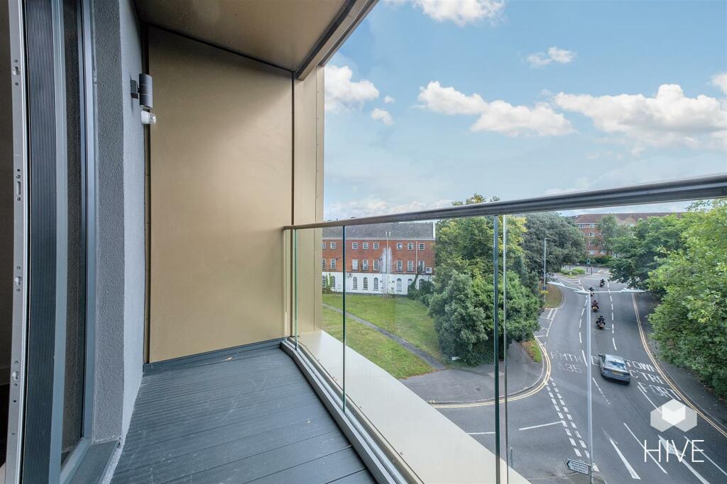 Additional image 12 of The Sloop, Commercial Road, Poole