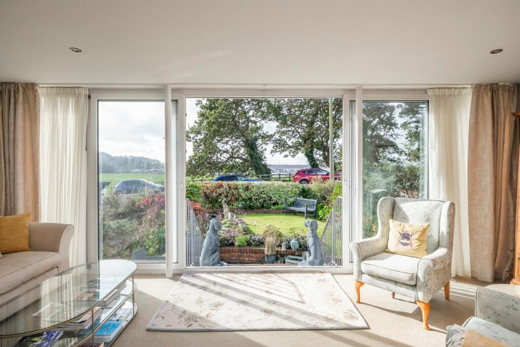 Additional image 7 of Whitecliff Road, Poole, BH14