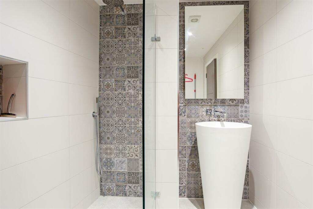 Additional image 29 of Shore Road, Sandbanks.