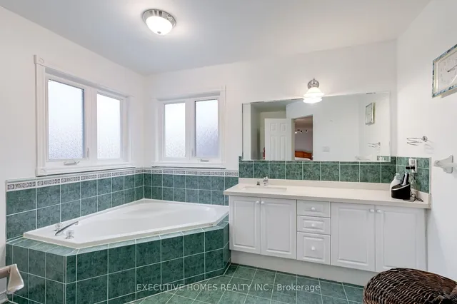 Additional image 23 of 178 Bristol Rd